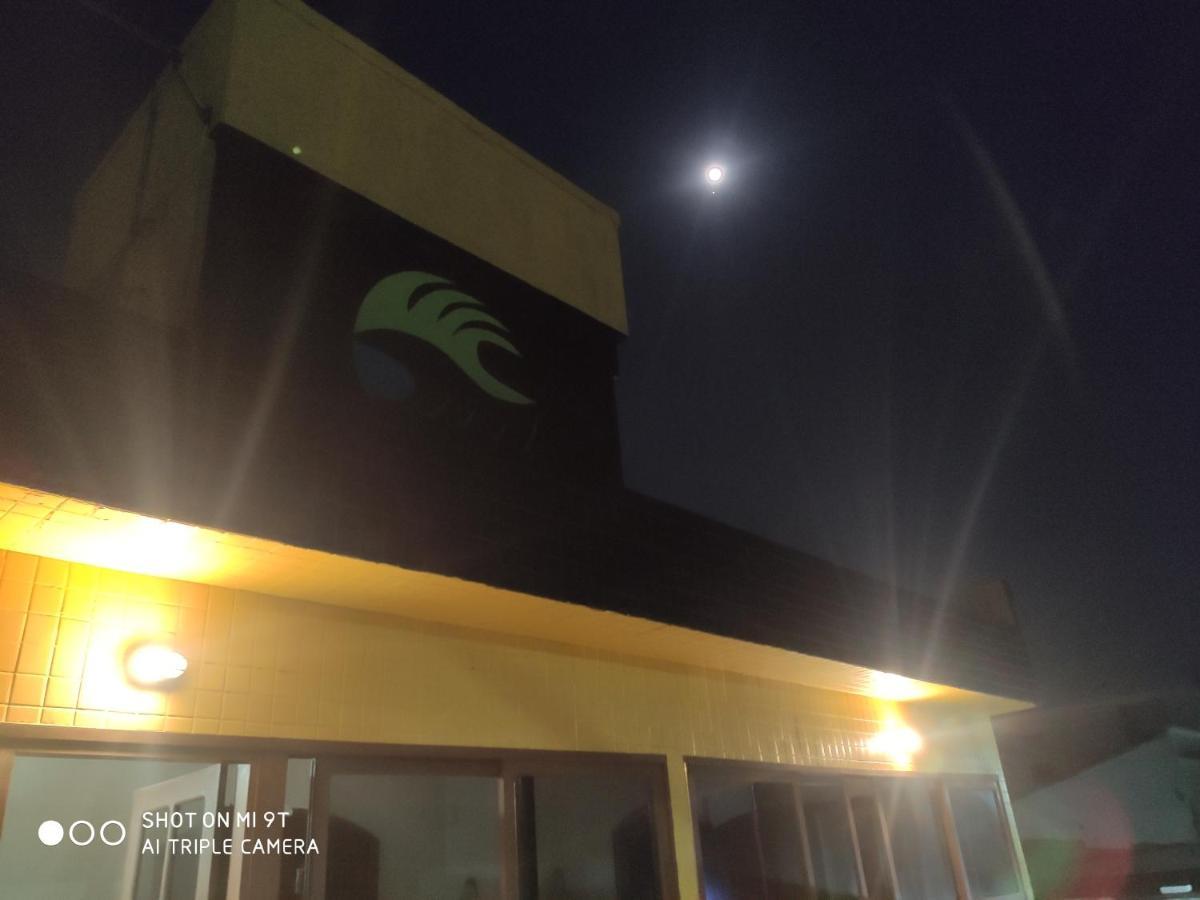 Big Waves Hospedagem Hotell Saquarema Exteriör bild